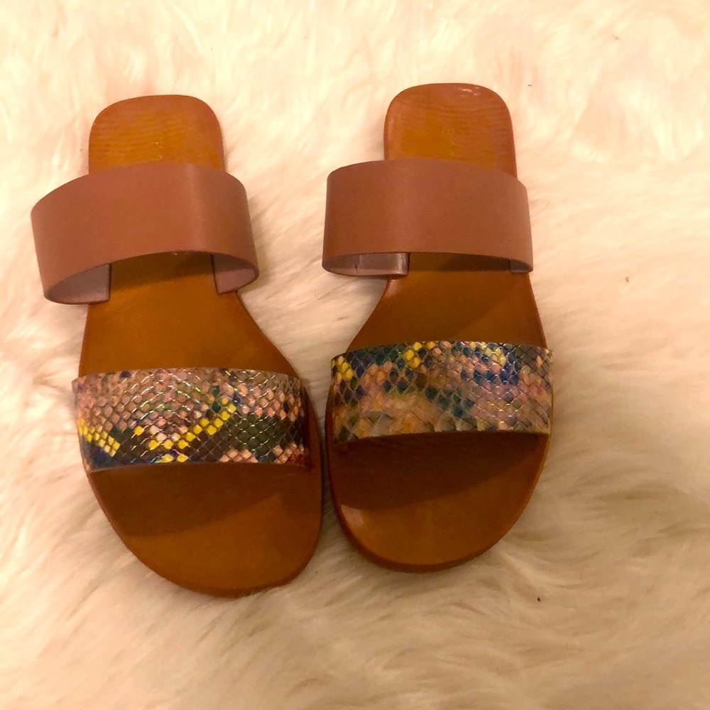 Summer sandals